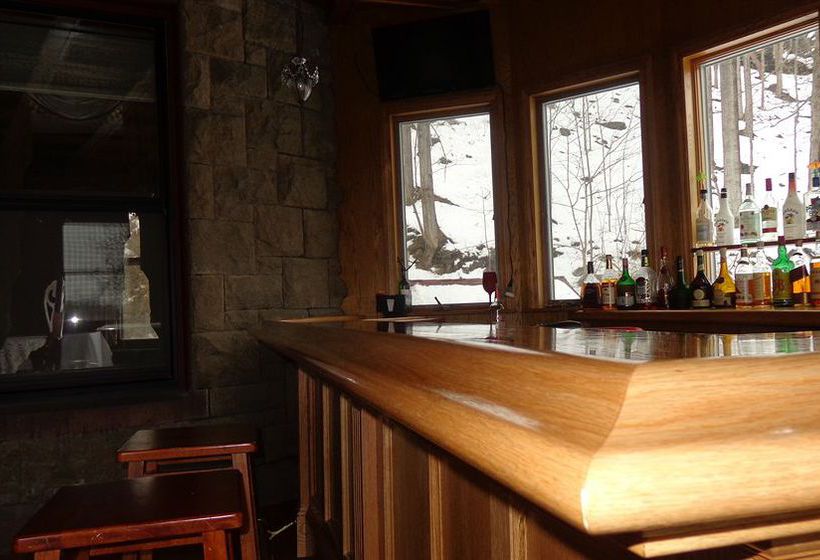 צימר Overlook Mansion