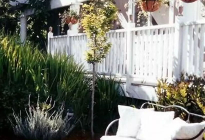 ベッドアンドブレックファースト Salmonberry Inn & Beach House