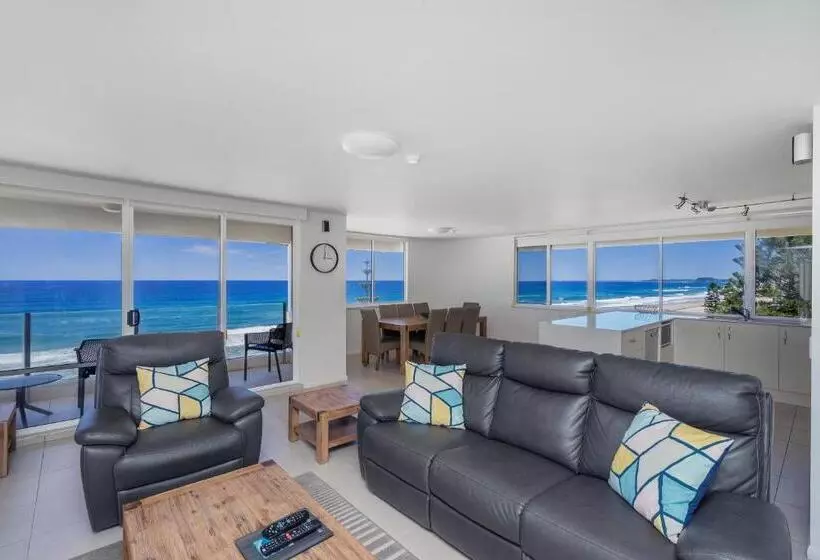 Dorchester On The Beach