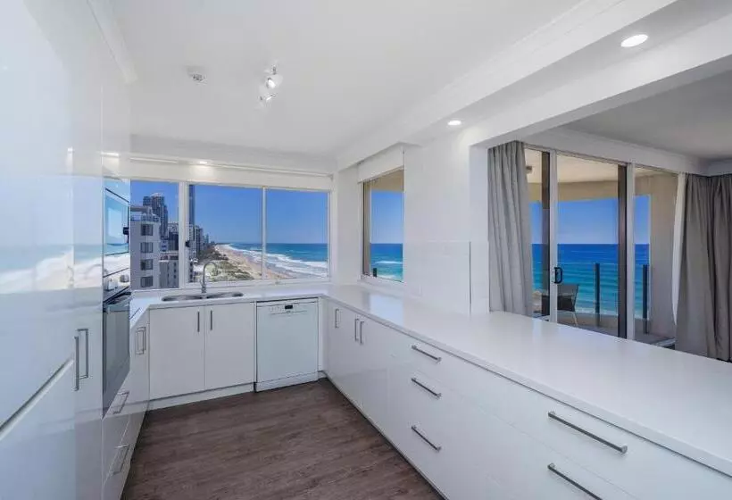 Dorchester On The Beach