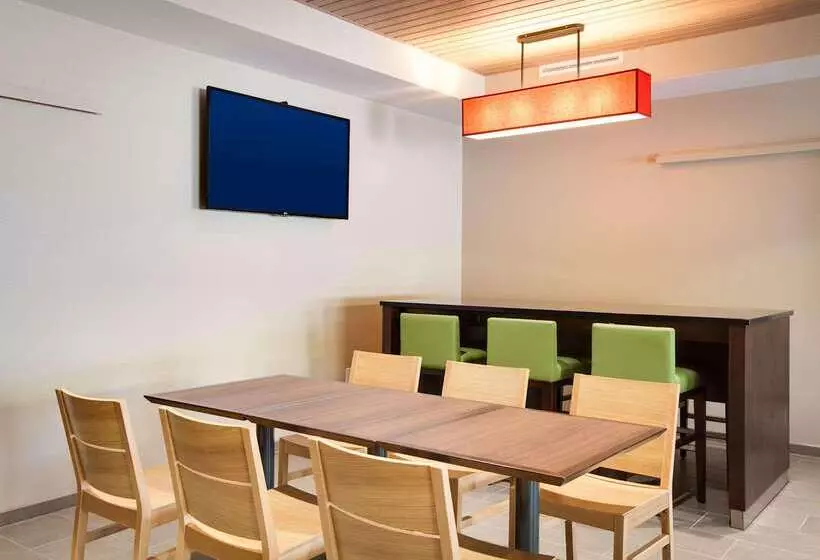 호텔 Country Inn & Suites By Radisson, Springfield Southeast