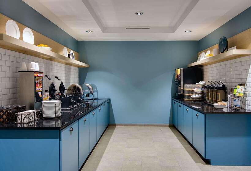 فندق Country Inn & Suites By Radisson, Springfield Southeast