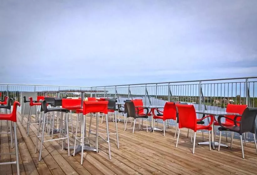 酒店 Hôtel De La Boréalie