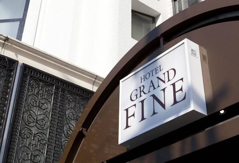 فندق Grand Fine Toyonaka Minami - Adults Only