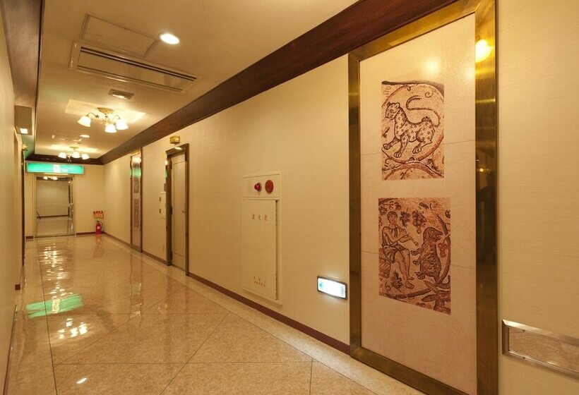 فندق Grand Fine Toyonaka Minami - Adults Only