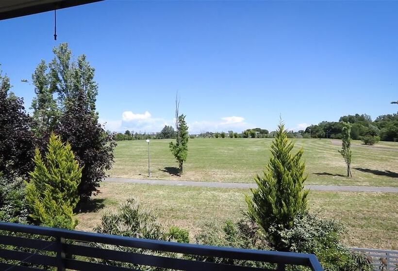 Matrix Hotel & Residence