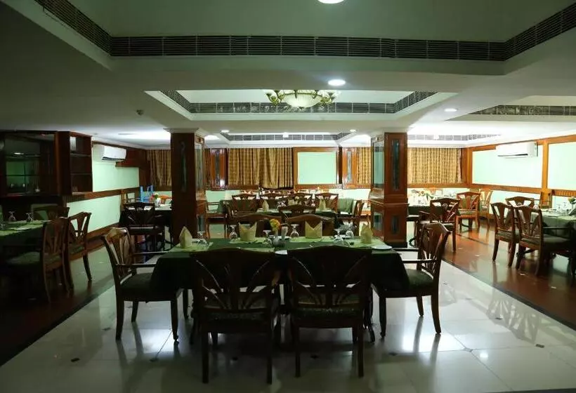 酒店 Mayura Residency