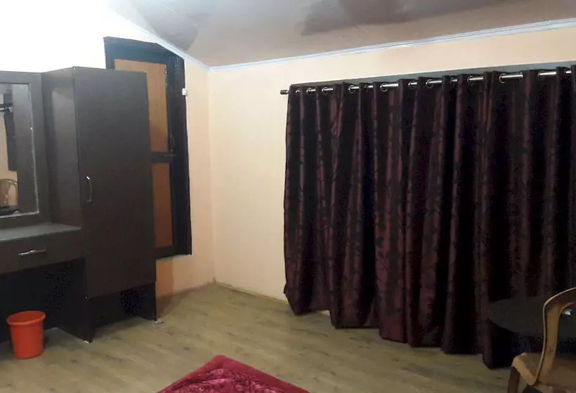 Отель New Prince Inn