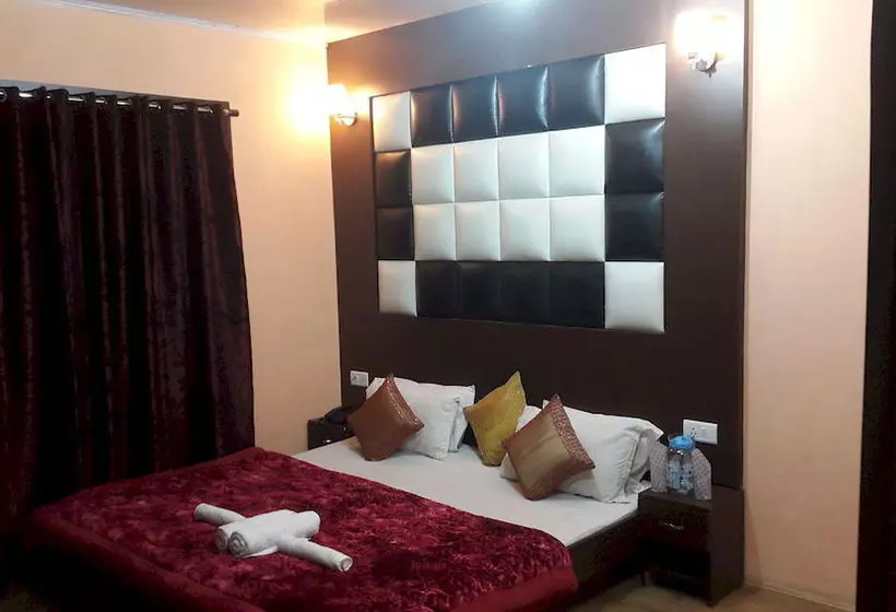 Отель New Prince Inn