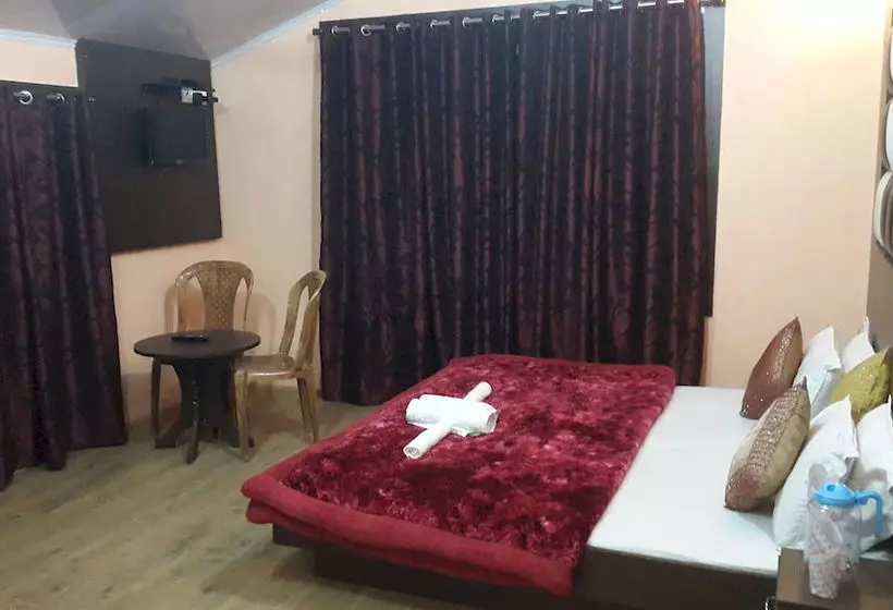 Отель New Prince Inn