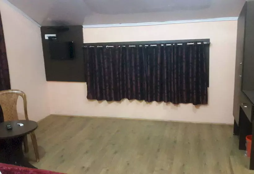 Отель New Prince Inn