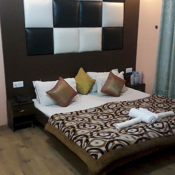 בית מלון כפרי New Prince Inn