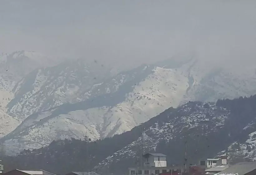 Отель New Prince Inn