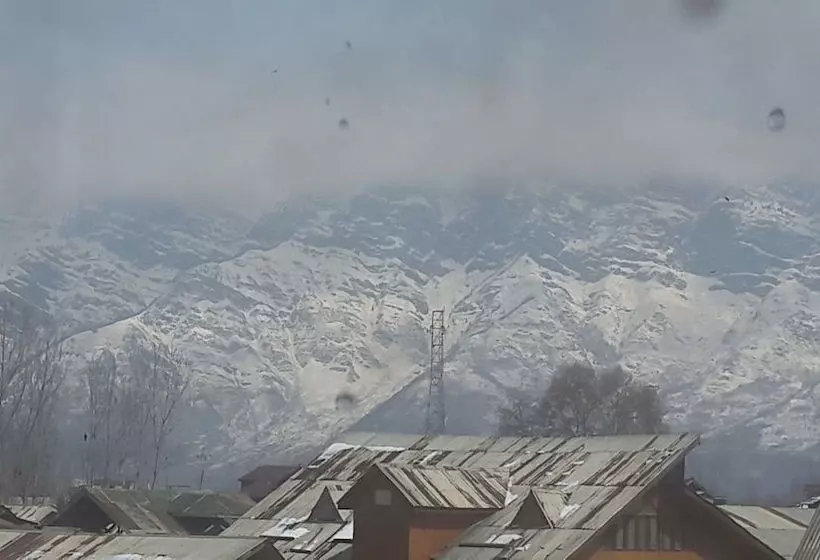 Отель New Prince Inn