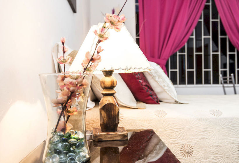 فندق Llama Brothers