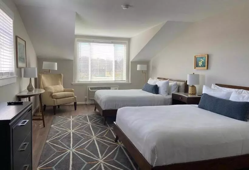 Отель The Tilghman Island Inn