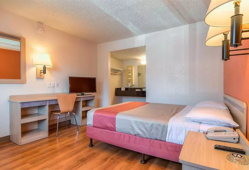Motel 6 Los Angeles  Hacienda Heights