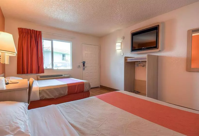 Motel 6 Los Angeles  Hacienda Heights