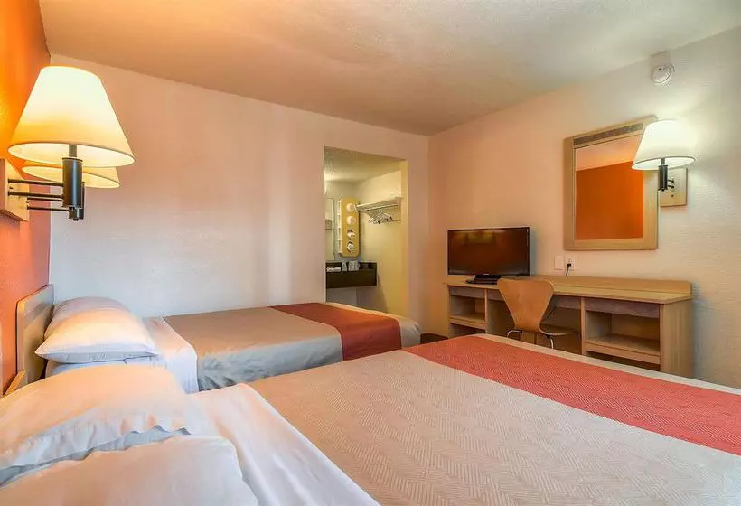 Motel 6 Los Angeles  Hacienda Heights