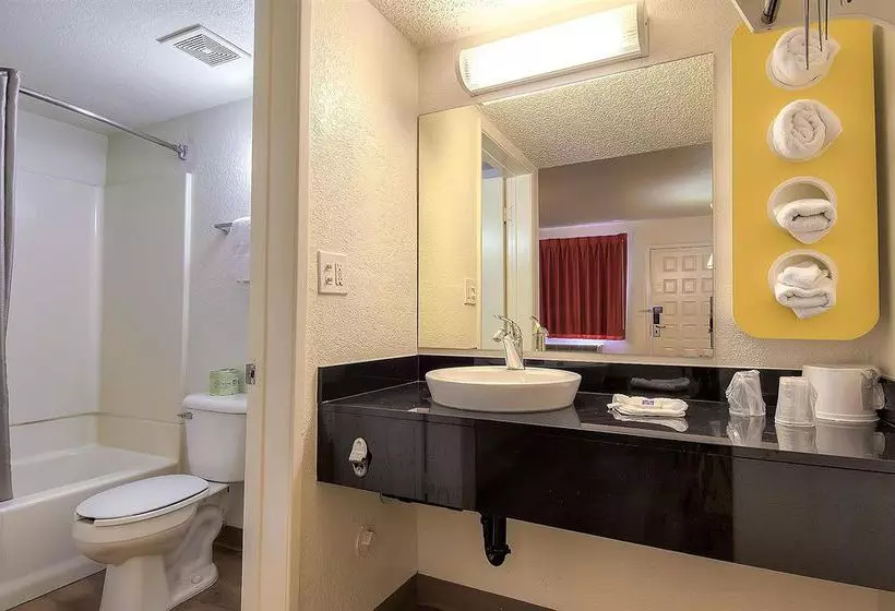 Motel 6 Los Angeles  Hacienda Heights