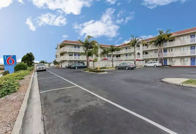 Motel 6watsonville, Ca  Monterey Area