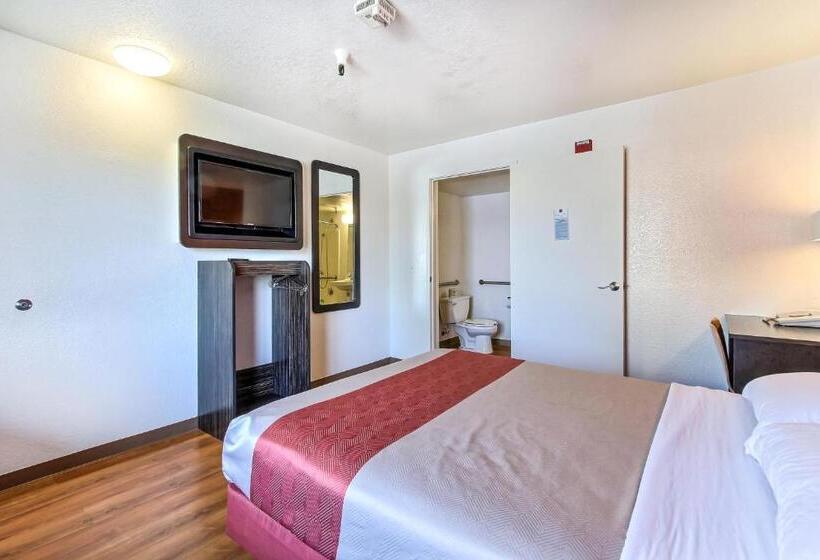 Motel 6watsonville, Ca  Monterey Area