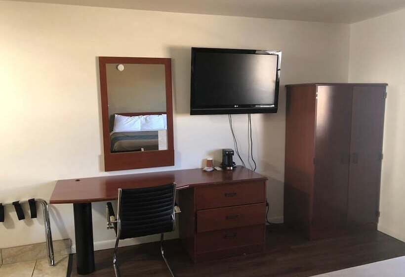 汽车旅馆  Ameri Stay Inn & Suites