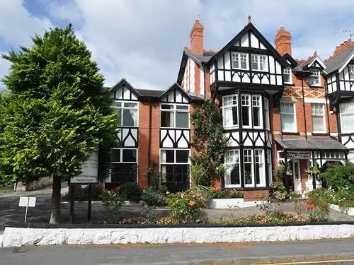 膳宿费 Bryn Woodlands House