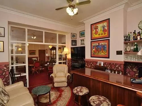 膳宿费 Bryn Woodlands House