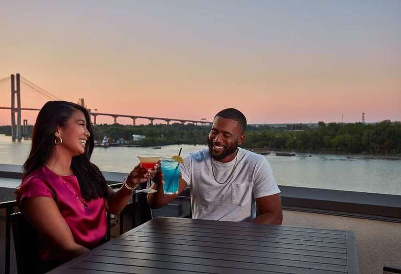 The Cotton Sail Hotel, Tapestry Collection By Hilton