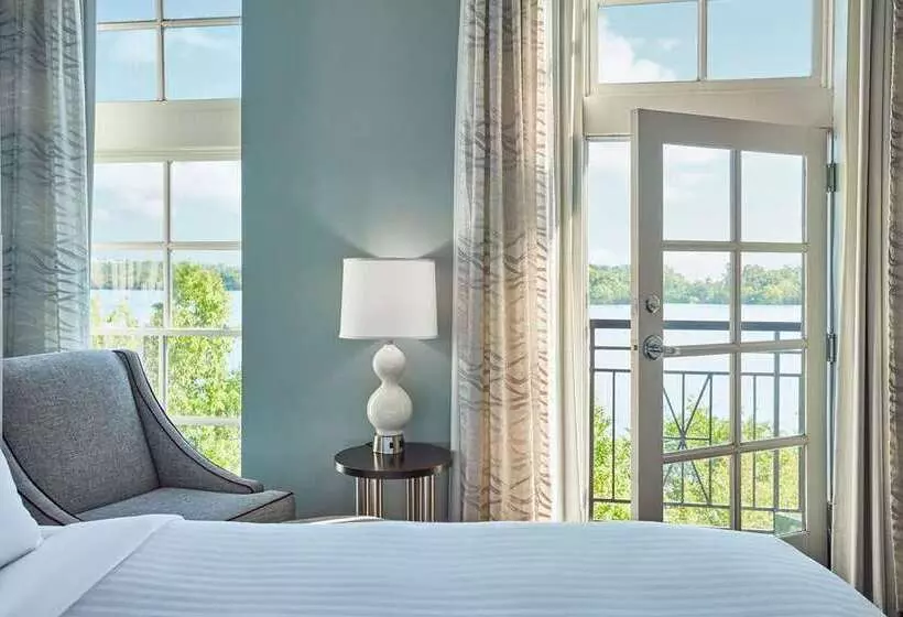 The Cotton Sail Hotel, Tapestry Collection By Hilton