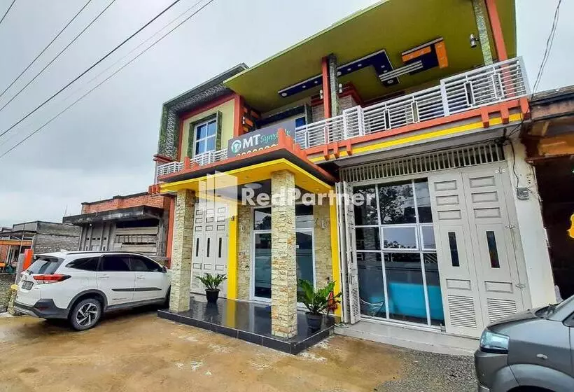 ホテル Mt Syariah Homestay Kerinci Redpartner