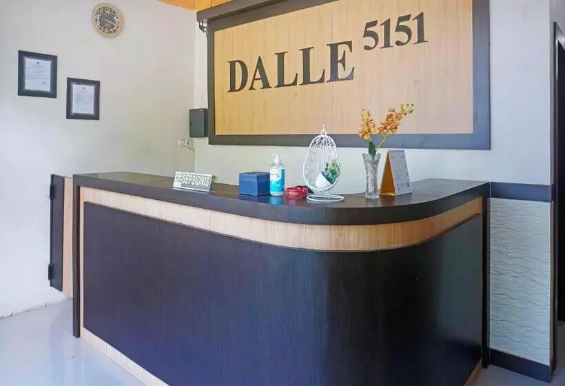 Hotelli Oyo 91432 Dalle 5151 Jeneponto