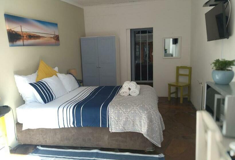 ペンション Serenity Cove Beach Blue Room