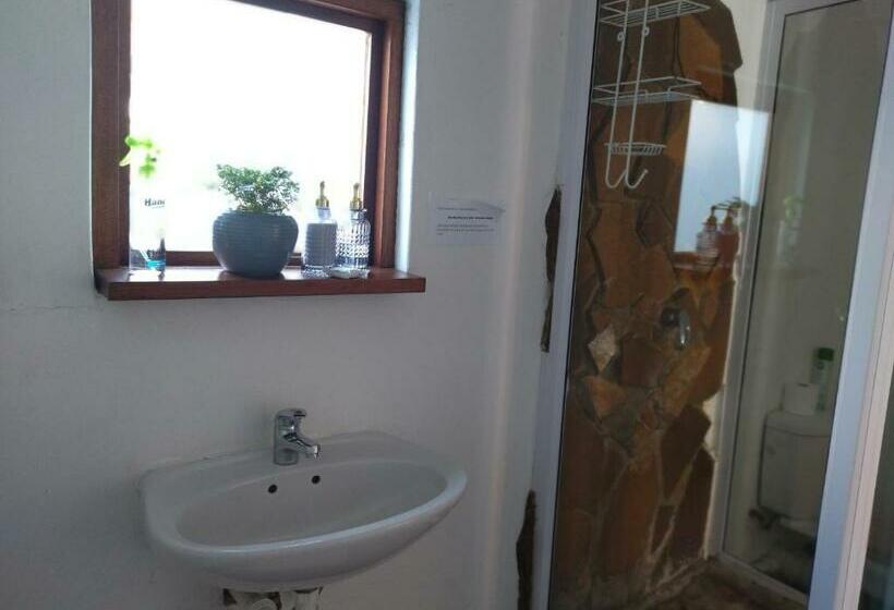 ペンション Serenity Cove Beach Blue Room