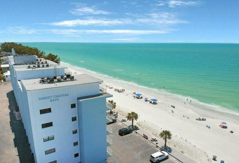 ホテル 2 Bed 2 Bath Apartment In Tampa Bay