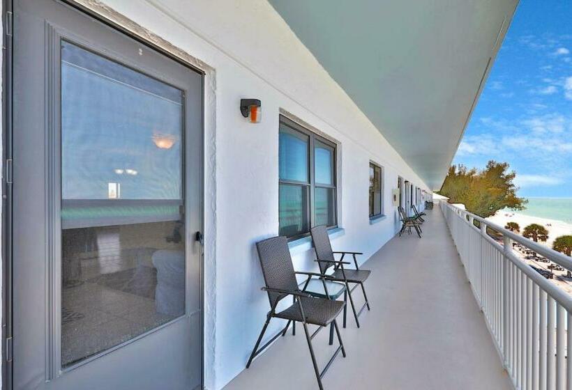 ホテル 2 Bed 2 Bath Apartment In Tampa Bay