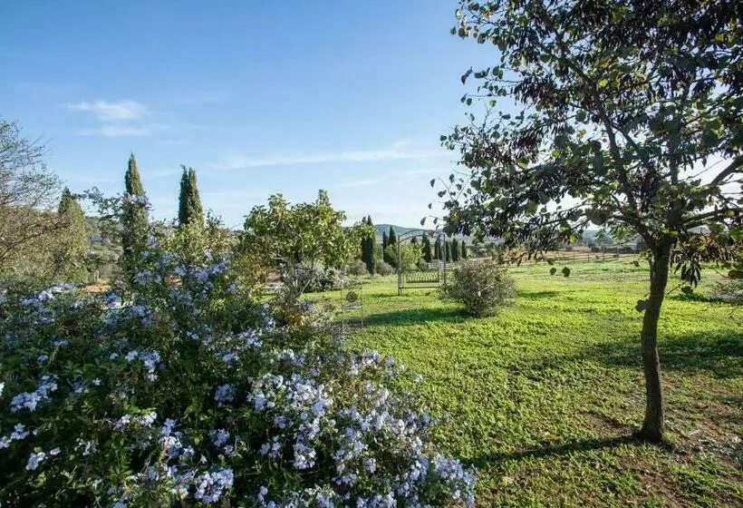 Hotelli Gelsomina  Agriturismo La Valentina