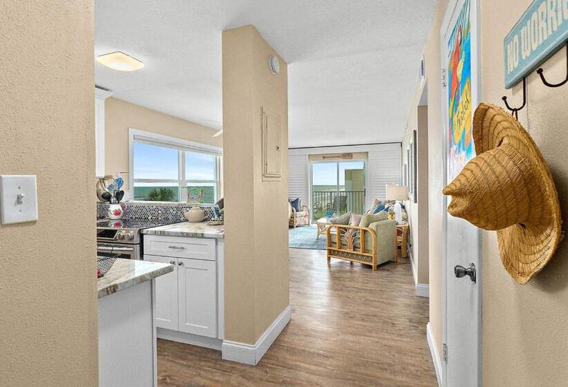 בית מלון כפרי Sea Coast 401