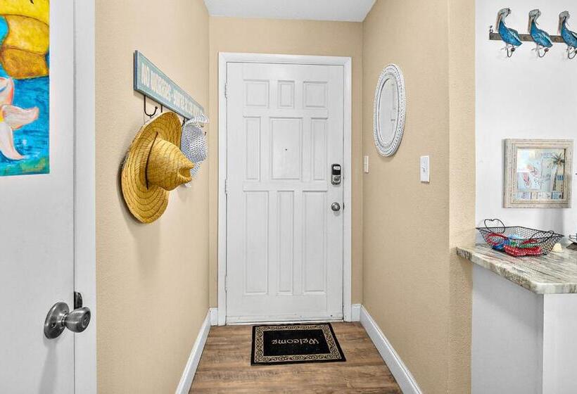 בית מלון כפרי Sea Coast 401