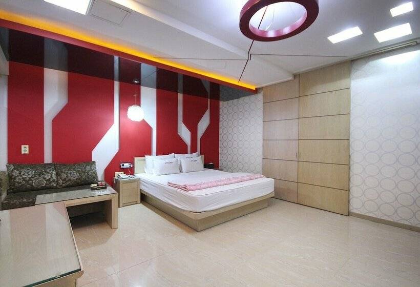 Hotel Gyeongju Angang Special W