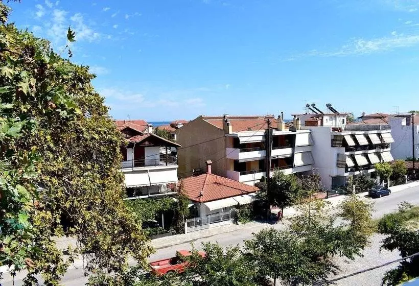 Hotelli Galanis Studios And Apartments