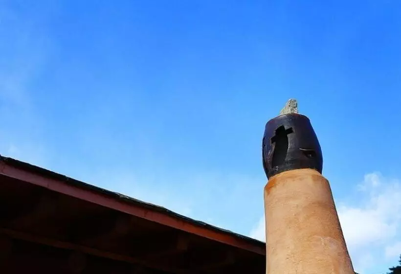 Hotelli Gongju Sangsin Heuljip Pension