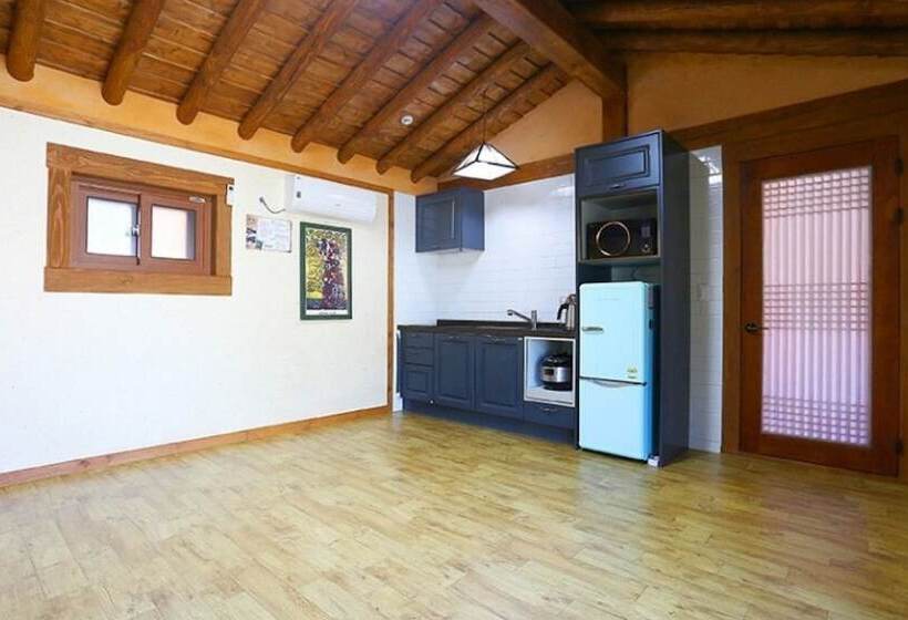 هتل Gongju Sangsin Heuljip Pension