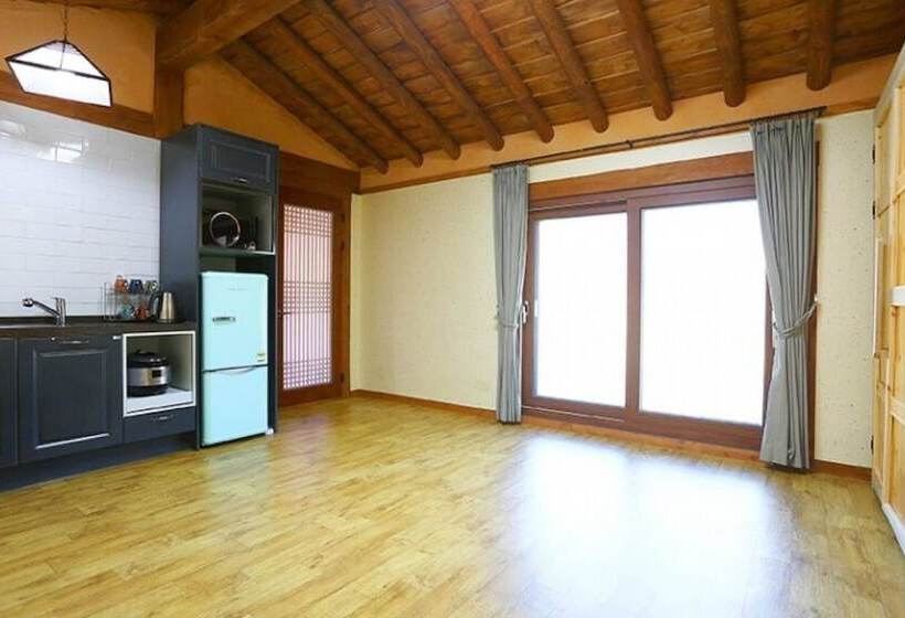 هتل Gongju Sangsin Heuljip Pension