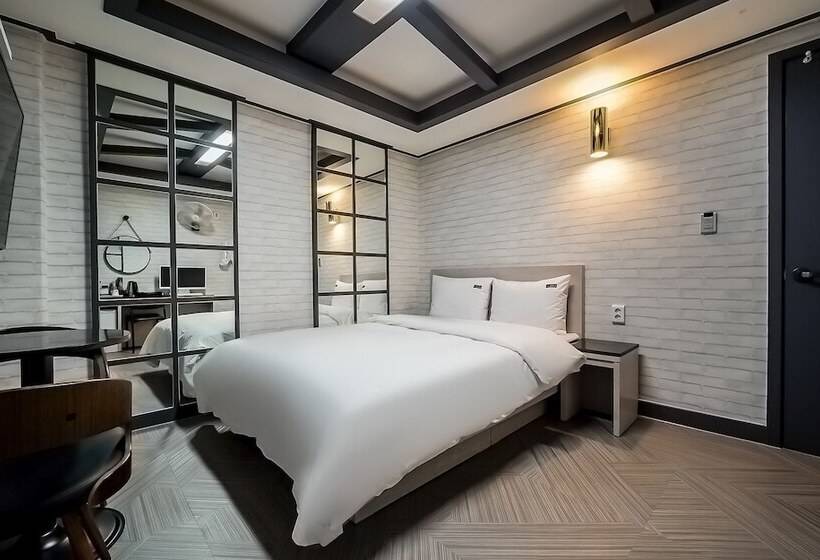 Отель Junggok Hera