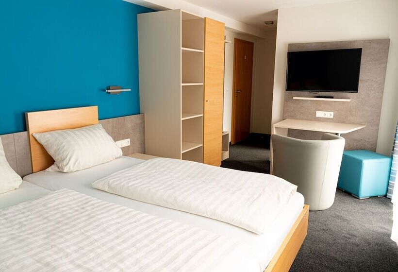 هتل Pension Schwarzer Amboß