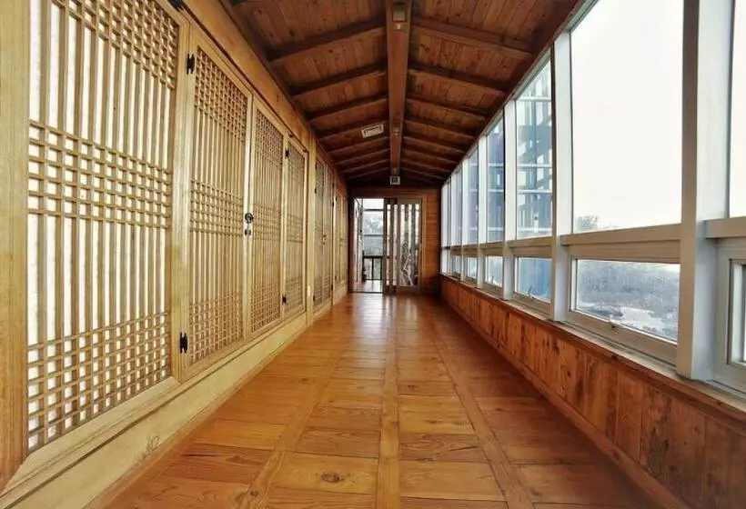 ホテル Seogwipo Wemegoong Pension