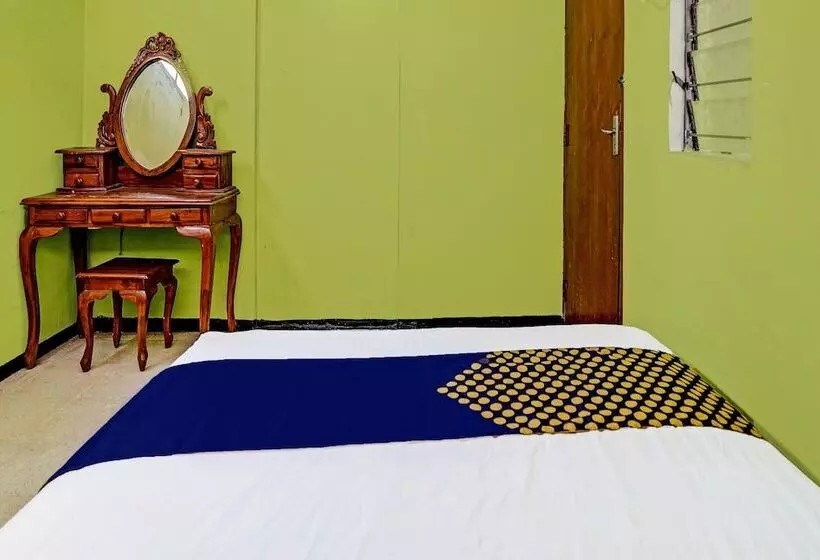 Hotelli Spot On 91716 Kost Yy Syariah