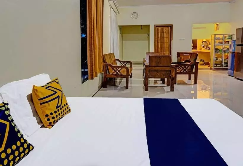 Hotelli Alif House Syariah Redpartner Near Taman Dayu Pandaan